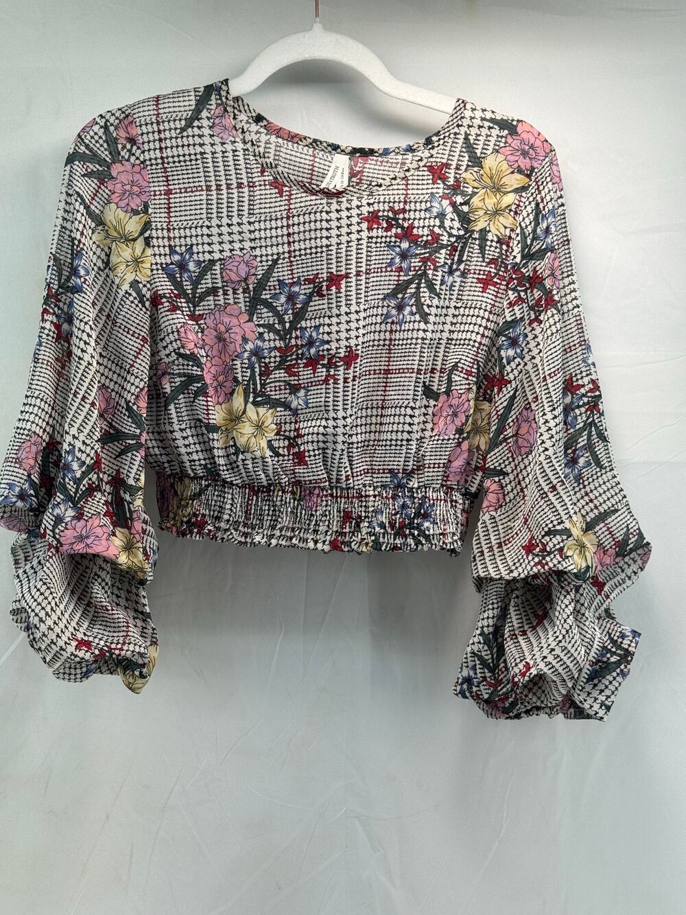 Live 4 Truth women’s S floral crop blouse balloon sleeves